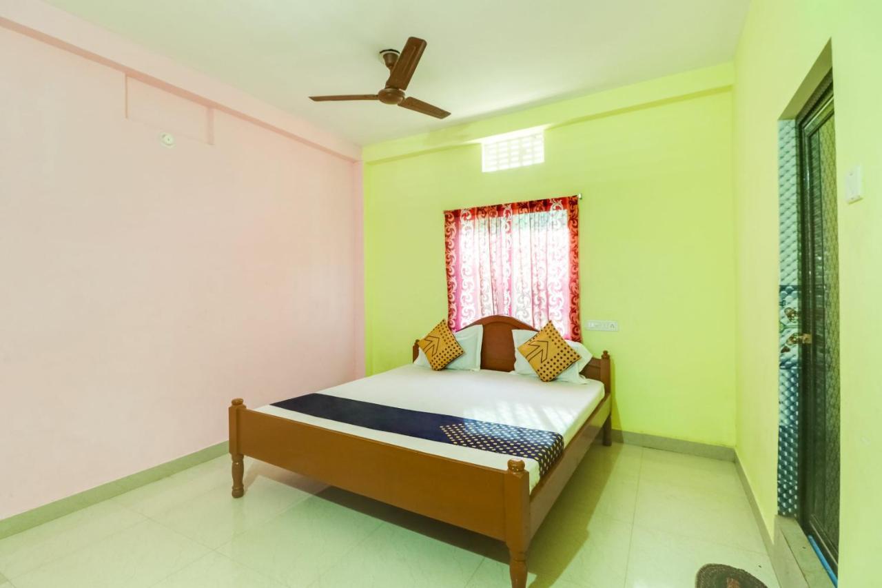 Spot On 68703 Delight Inn Puri Dış mekan fotoğraf